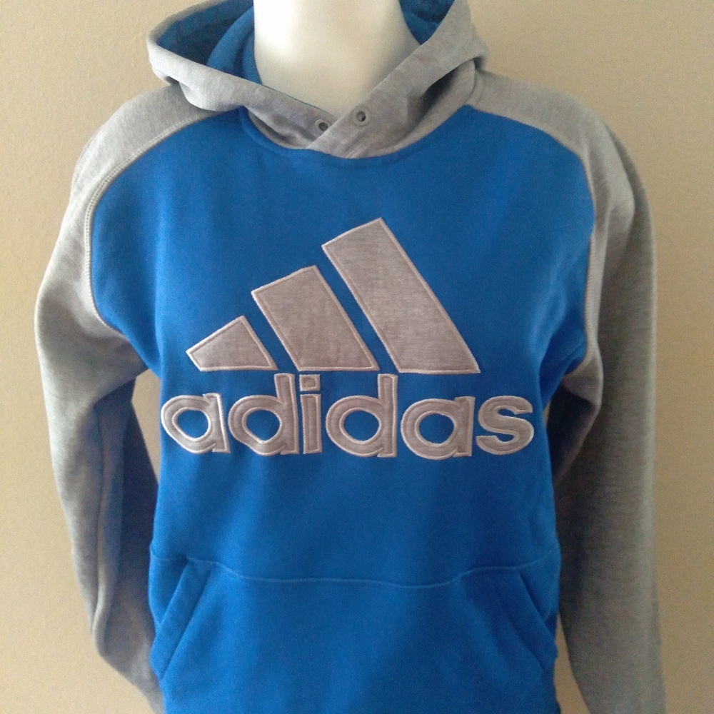 Adidas Sweatshirt Size Small